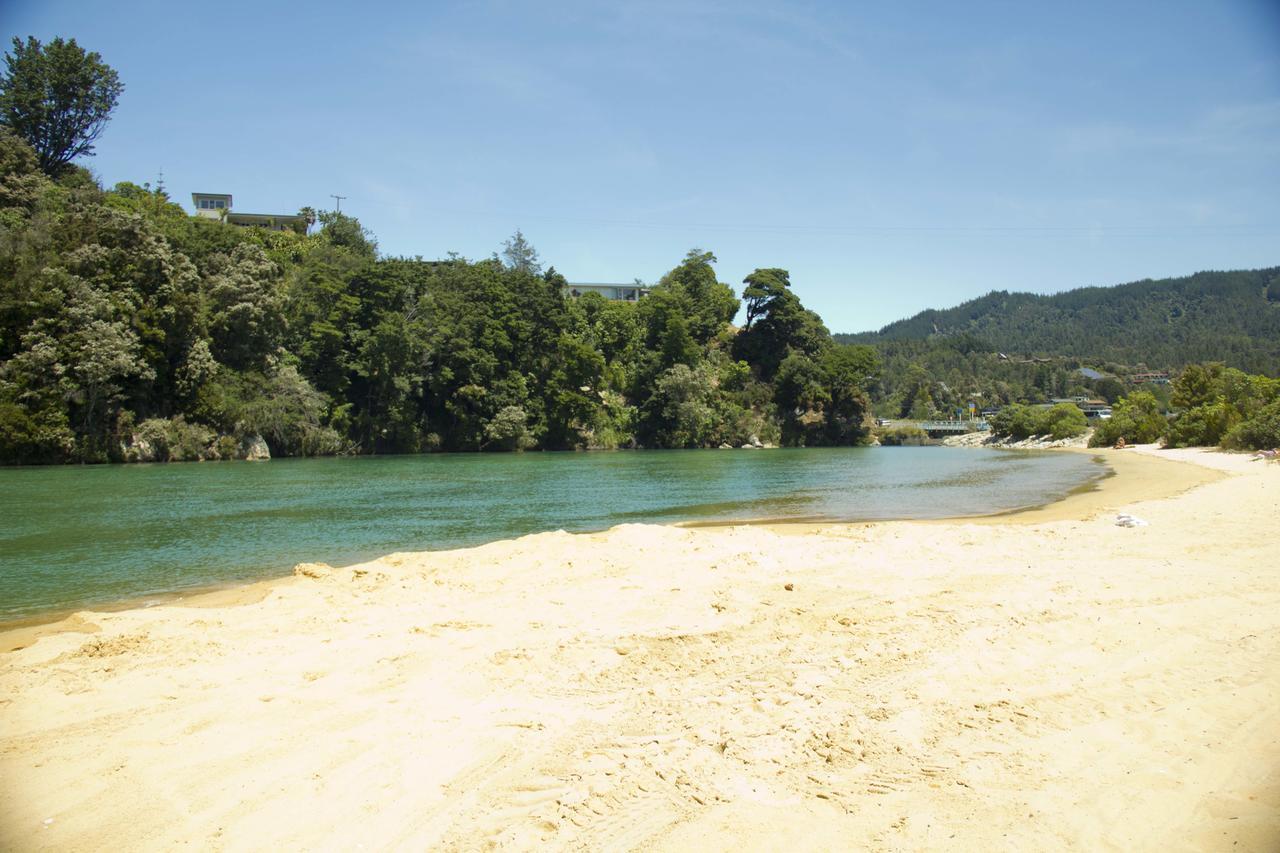 Abel Tasman Kaiteriteri B & B エクステリア 写真